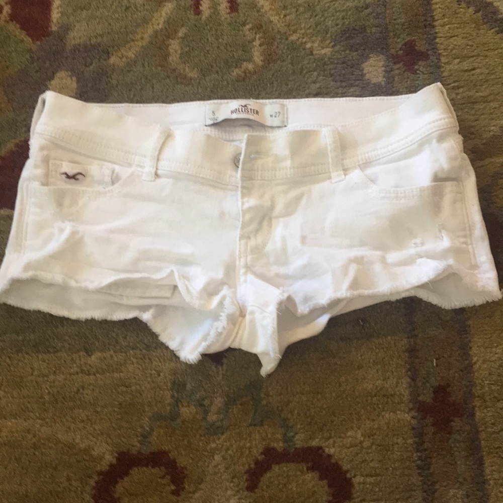 HOLLISTER white shorts